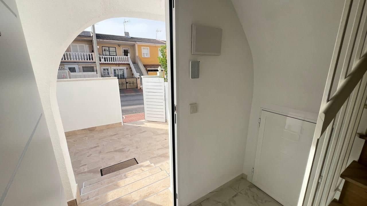 3 sovrum Hus till salu i Torrevieja med pool - 229 000 € (Ref: 9515730)