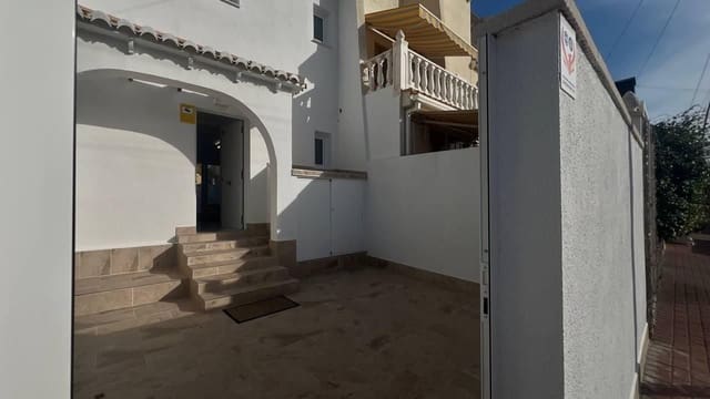 3 sovrum Hus till salu i Centro, Torrevieja med pool - 229 000 € (Ref: 9515730)