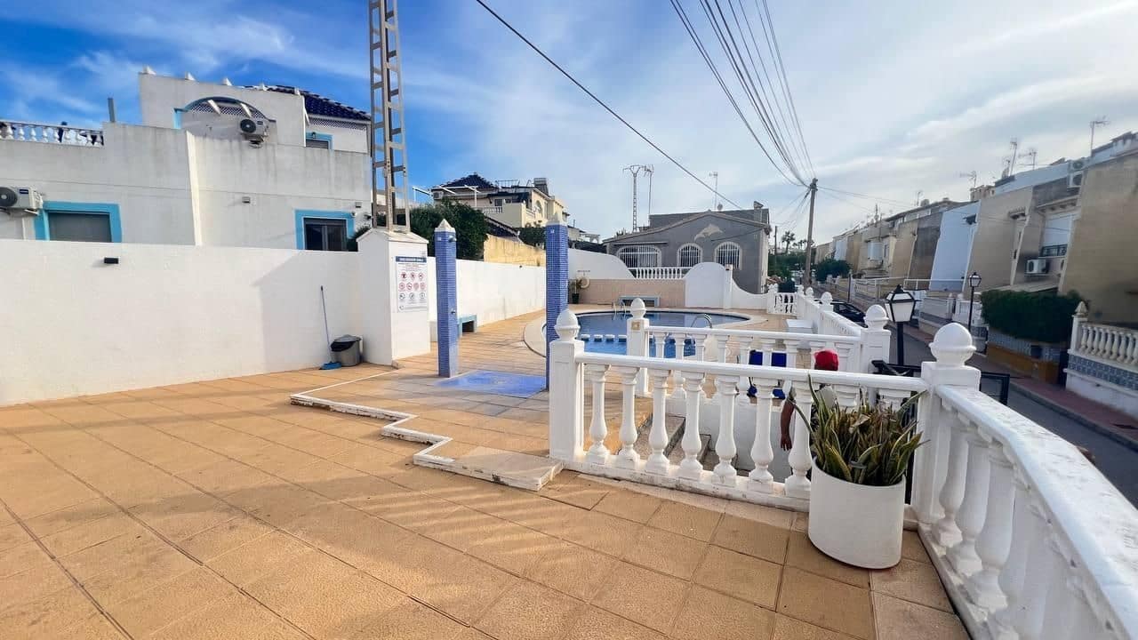 3 sovrum Hus till salu i Torrevieja med pool - 229 000 € (Ref: 9515730)