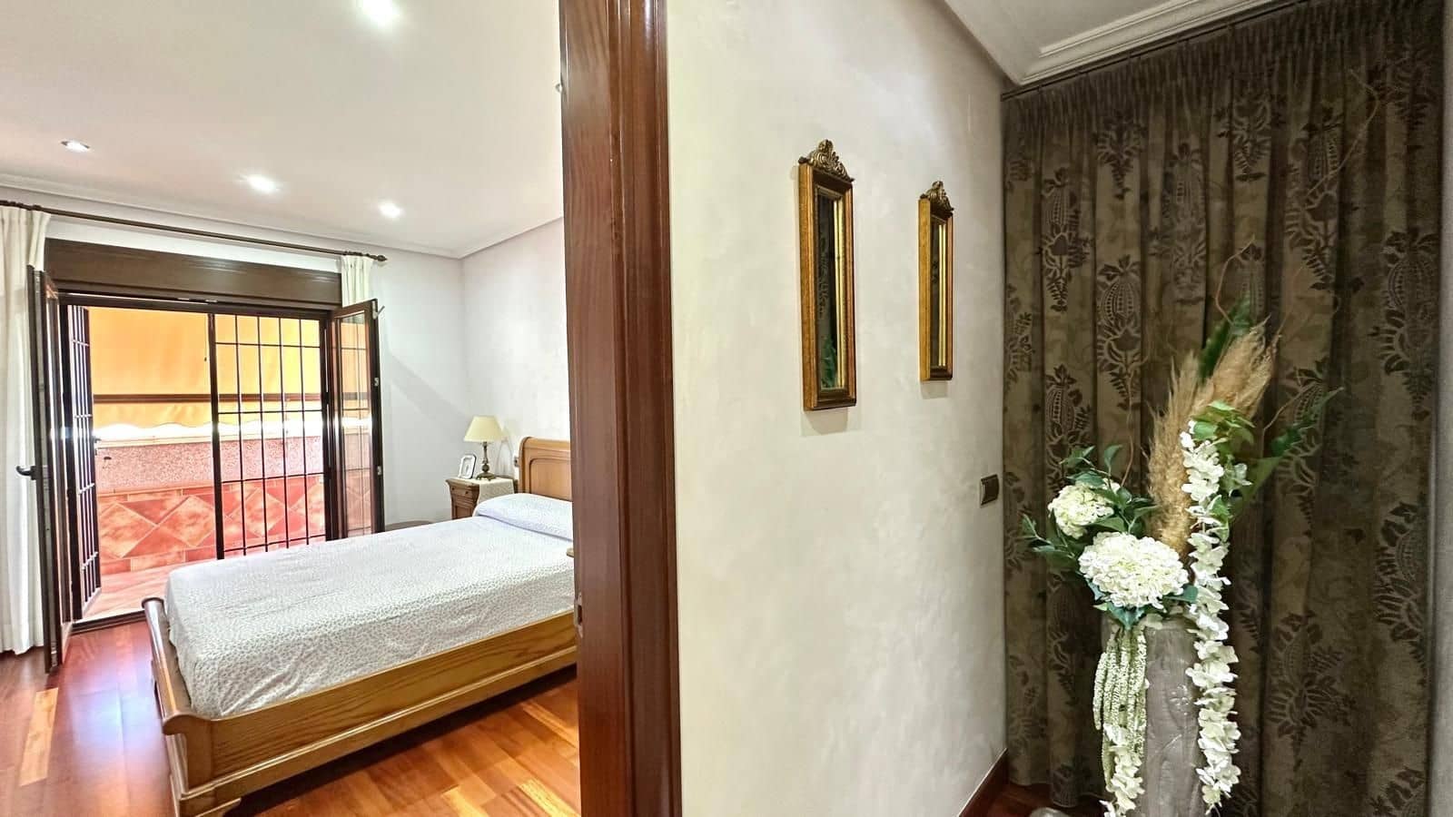 4 soverom Kjedet enebolig til salgs i La Siesta - € 449 900 (Ref: 9515818)