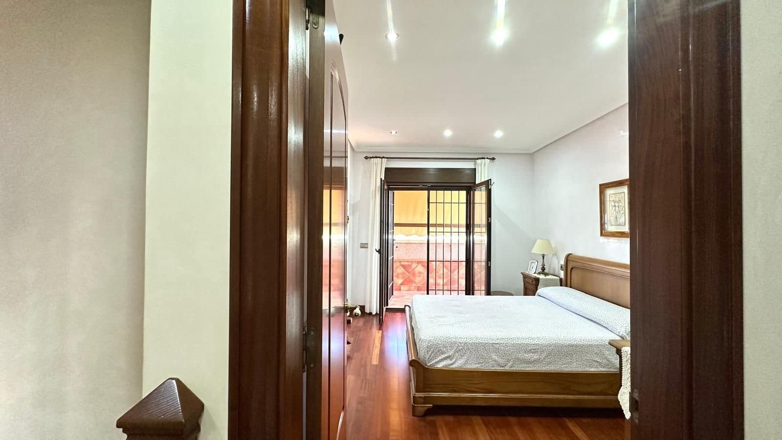 4 soverom Kjedet enebolig til salgs i La Siesta - € 449 900 (Ref: 9515818)