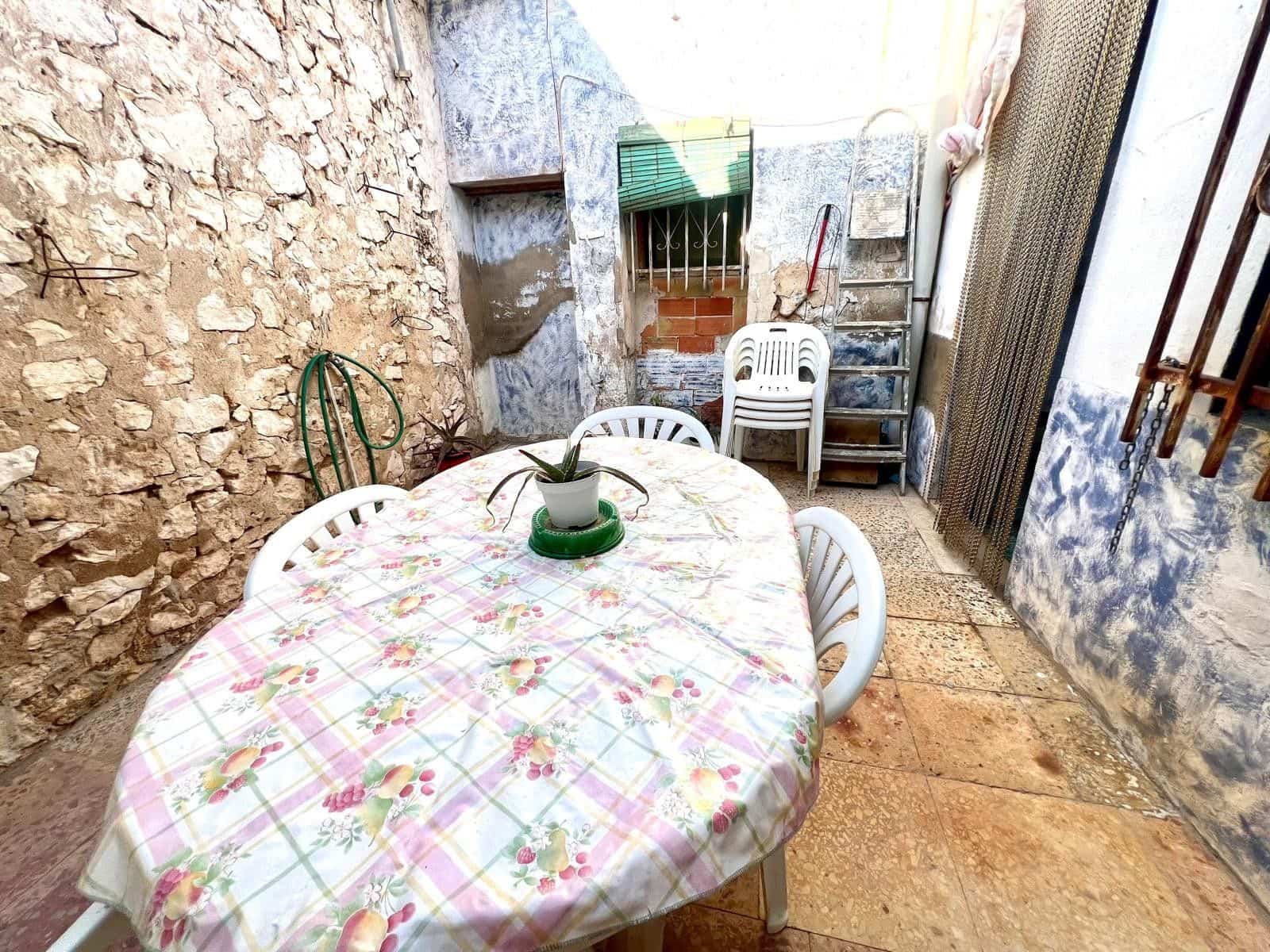 Bungalow de 6 habitaciones en Pinoso en venta - 346.500 € (Ref: 9515831)