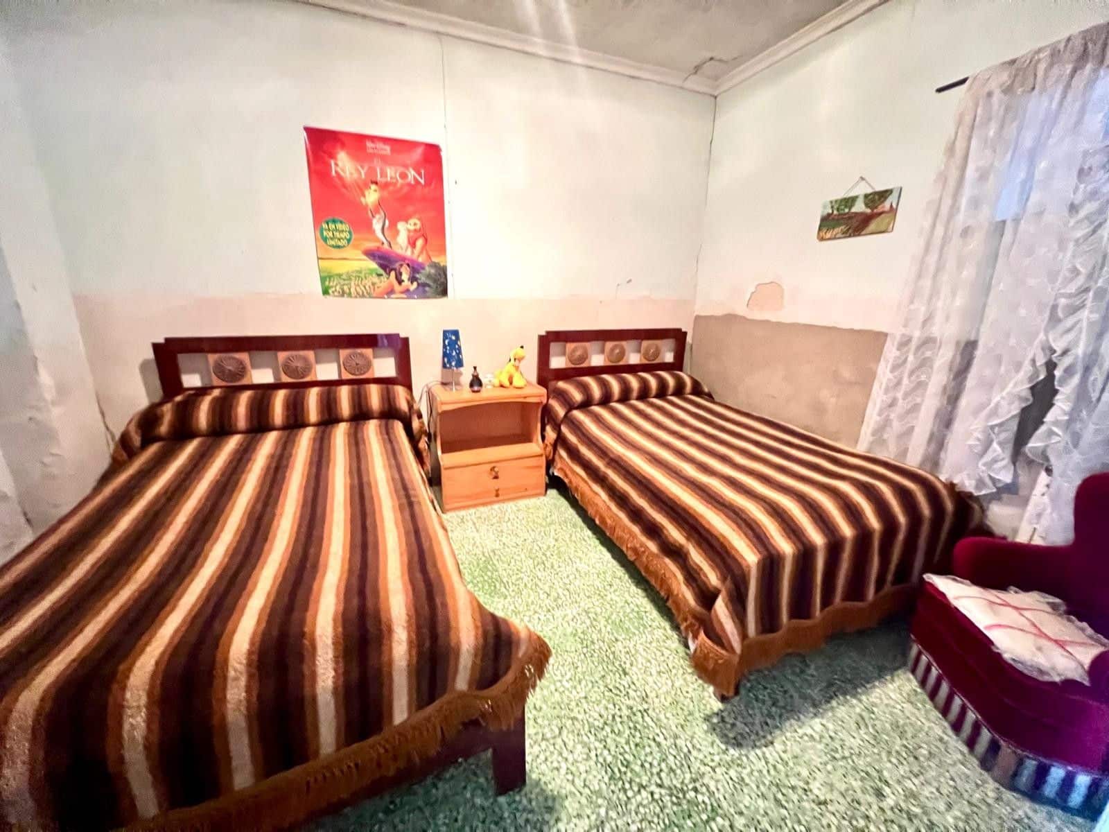 6 bedroom Bungalow for sale in Pinoso - € 249,995 (Ref: 9515831)