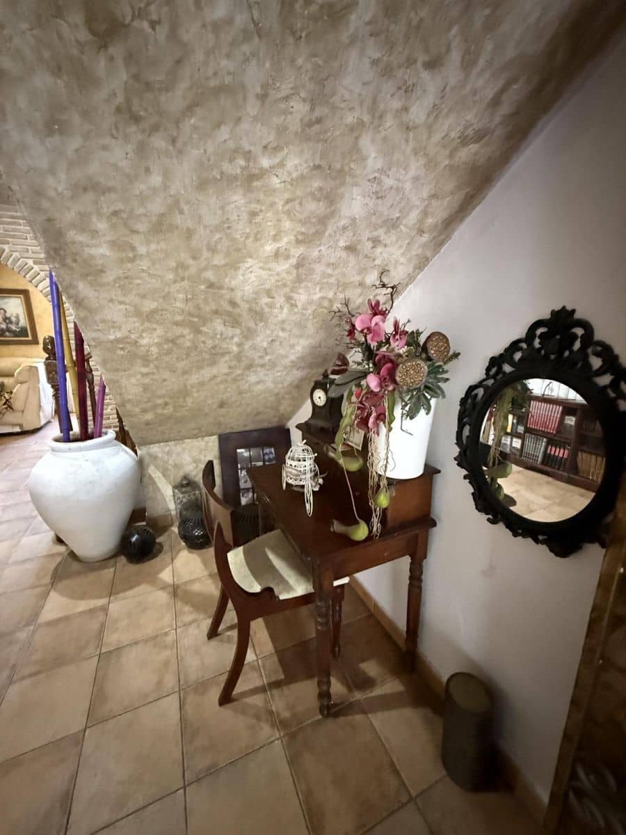 4 makuuhuone Omakotitalo myytävänä paikassa Torrevieja - 365 000 € (Ref: 9515837)
