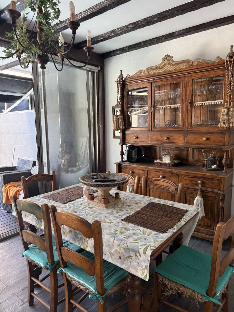4 makuuhuone Omakotitalo myytävänä paikassa Torrevieja - 365 000 € (Ref: 9515837)