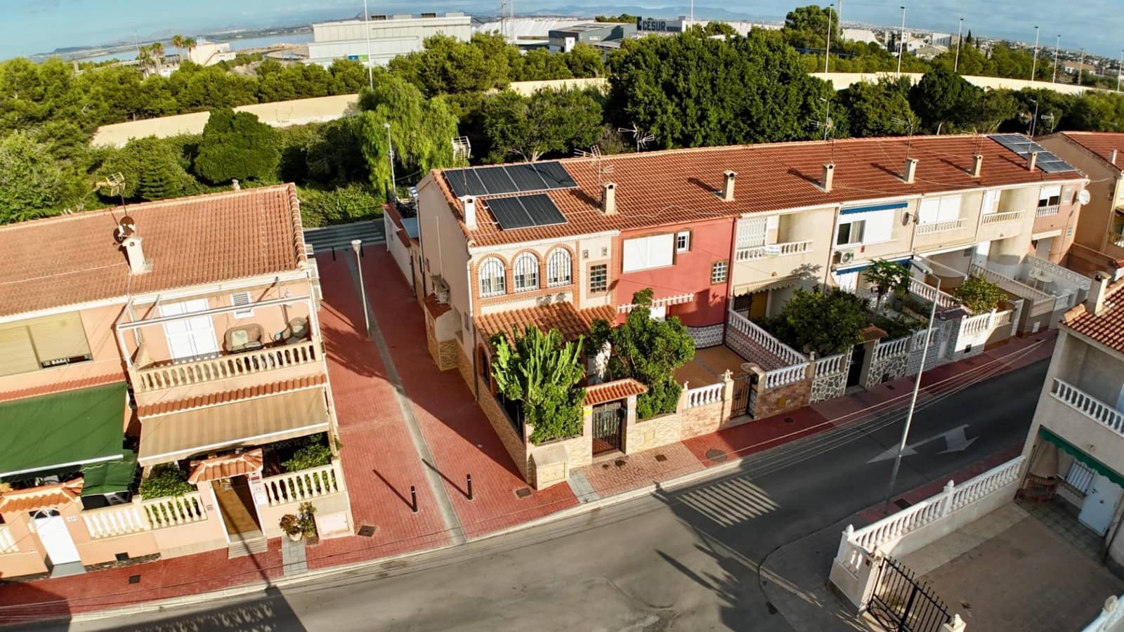4 soverom Hus til salgs i Torrevieja med garasje - € 264 000 (Ref: 9515839)
