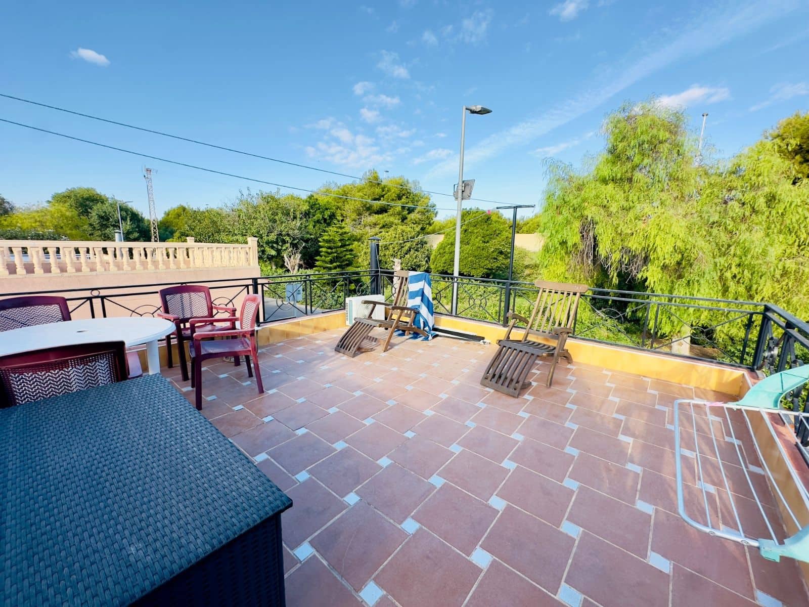 4 soverom Hus til salgs i Torrevieja med garasje - € 264 000 (Ref: 9515839)