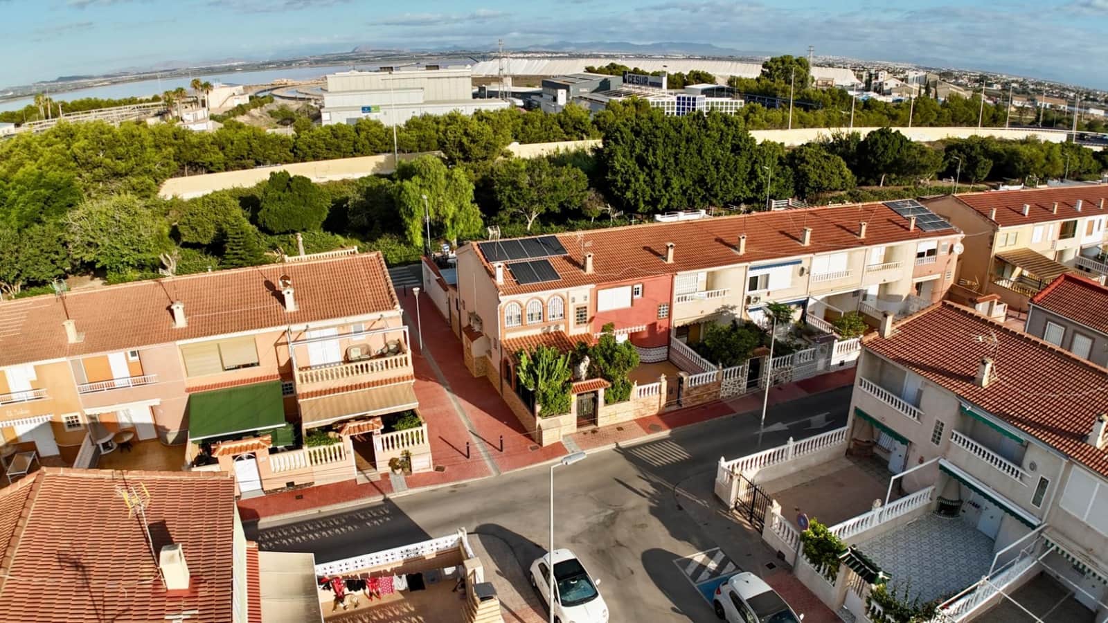 4 soverom Hus til salgs i Torrevieja med garasje - € 264 000 (Ref: 9515839)