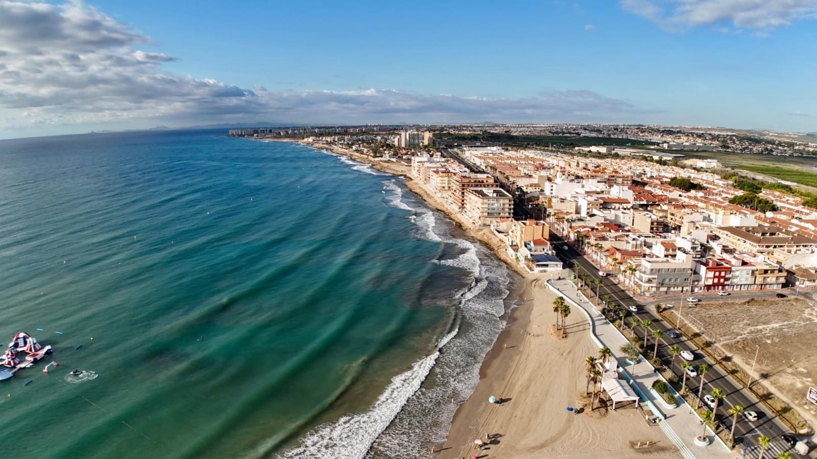 4 soverom Hus til salgs i Torrevieja med garasje - € 264 000 (Ref: 9515839)