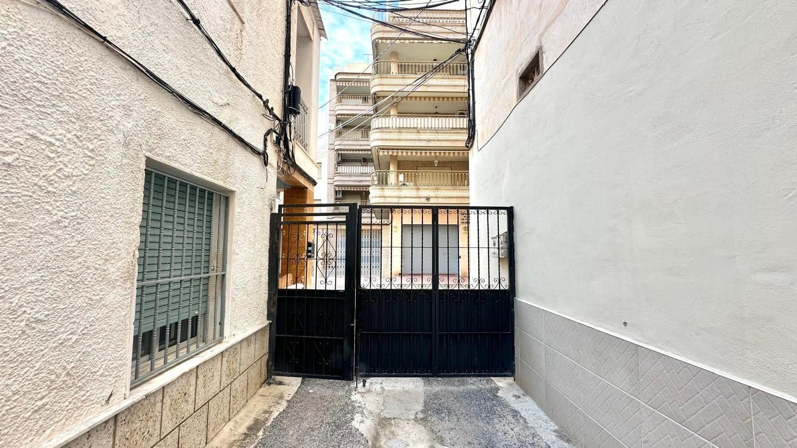 4 sovrum Hus till salu i Torrevieja - 369 900 € (Ref: 9515840)