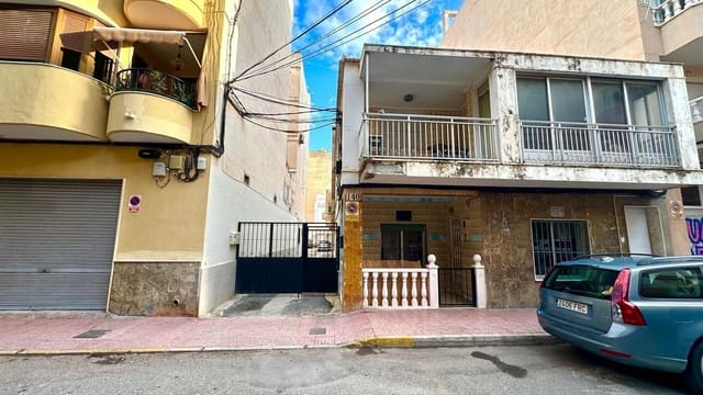 4 bedroom Townhouse for sale in Centro, Torrevieja - € 369,900 (Ref: 9515840)