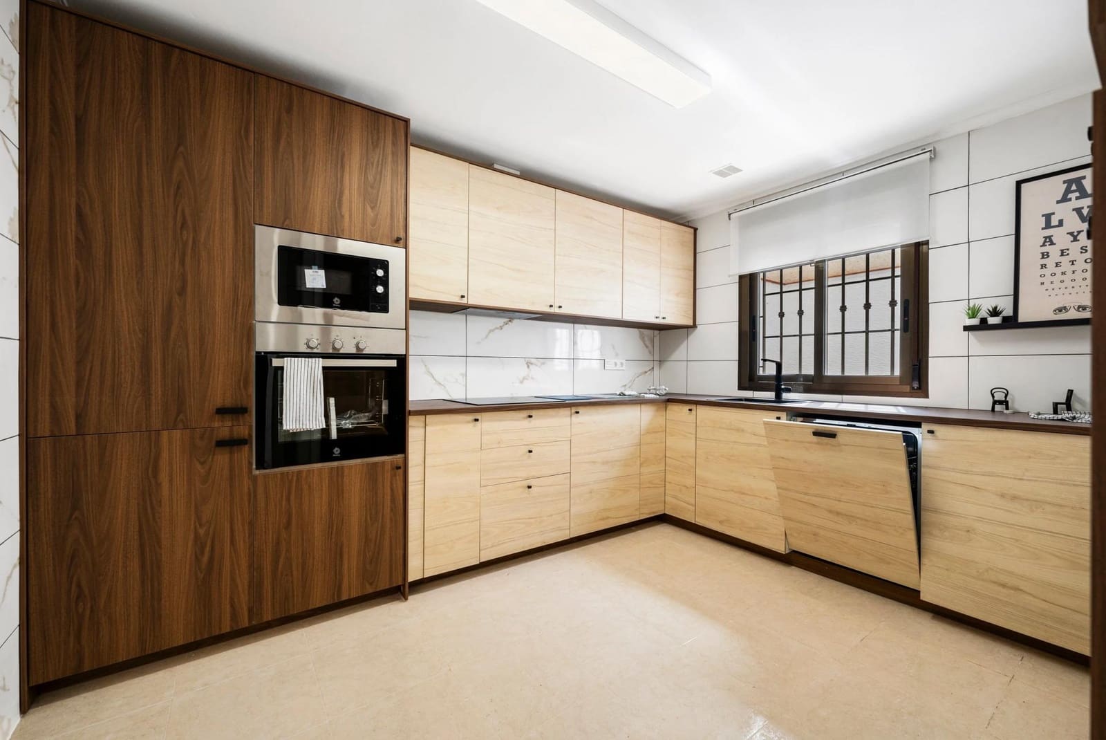 Casa de 3 habitaciones en San Miguel de Salinas en venta - 229.000 € (Ref: 9515842)