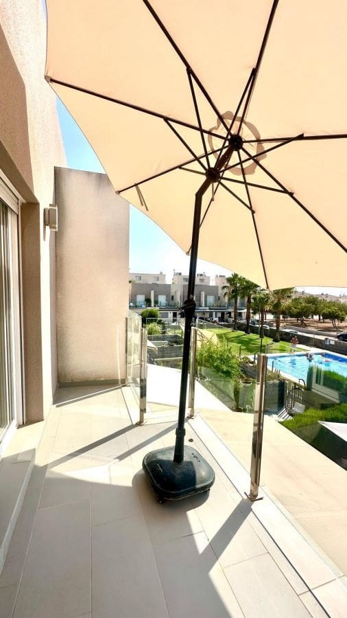 2 quarto Casa em Banda para venda em Aguas Nuevas com piscina - 301 000 € (Ref: 9515852)