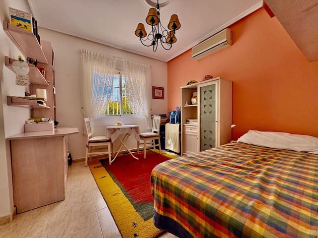 3 bedroom Townhouse for sale in Formentera del Segura - € 249,000 (Ref: 9515853)