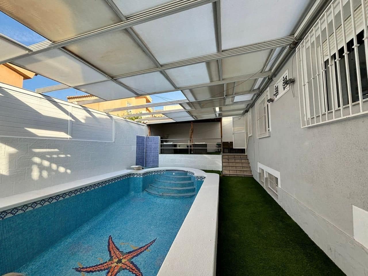 5 bedroom Villa for sale in Bolnuevo - € 410,000 (Ref: 9518035)