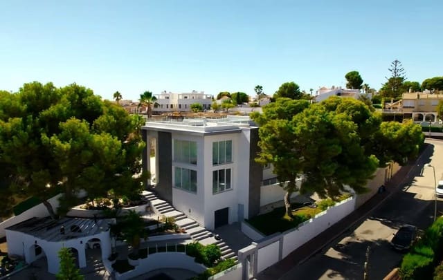 6 makuuhuone Huvila myytävänä paikassa Orihuela Costa, Orihuela - 980 000 € (Ref: 9518039)