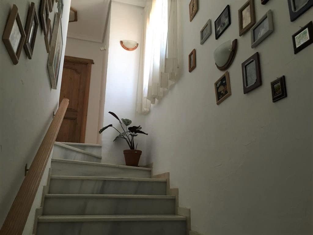 6 soveværelse Villa til salg i Torrevieja - € 950.000 (Ref: 9518040)