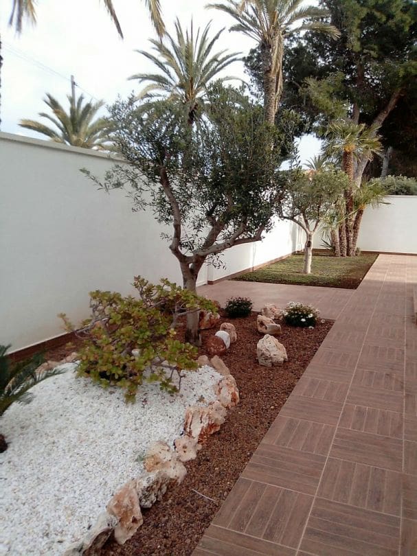 Chalet de 4 habitaciones en Cabo Roig en venta - 910.000 € (Ref: 9518042)