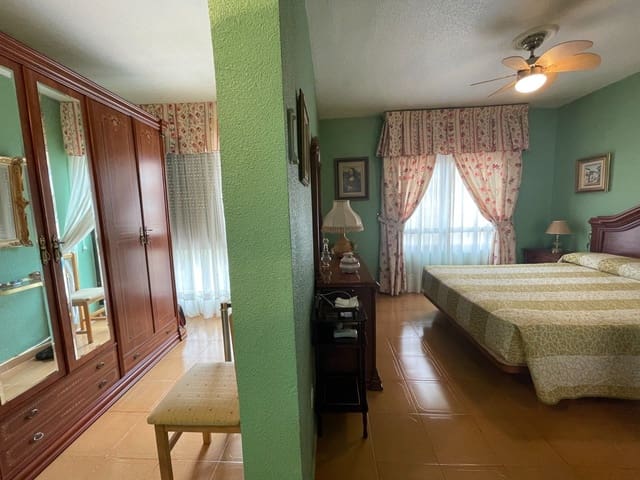 5 Zimmer Haus zu verkaufen in Guardamar del Segura - 435.000 € (Ref: 9518044)