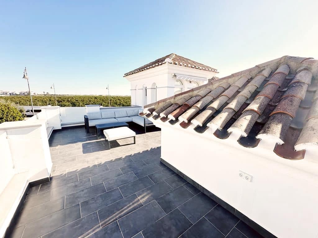 2 soveværelse Villa til salg i Roldan - € 259.950 (Ref: 9519236)