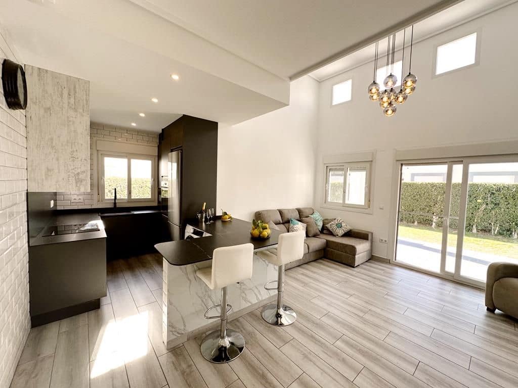 2 soveværelse Villa til salg i Roldan - € 259.950 (Ref: 9519236)