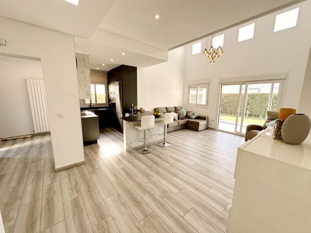 2 slaapkamer Villa te koop in Roldan - € 279.950 (Ref: 9519236)