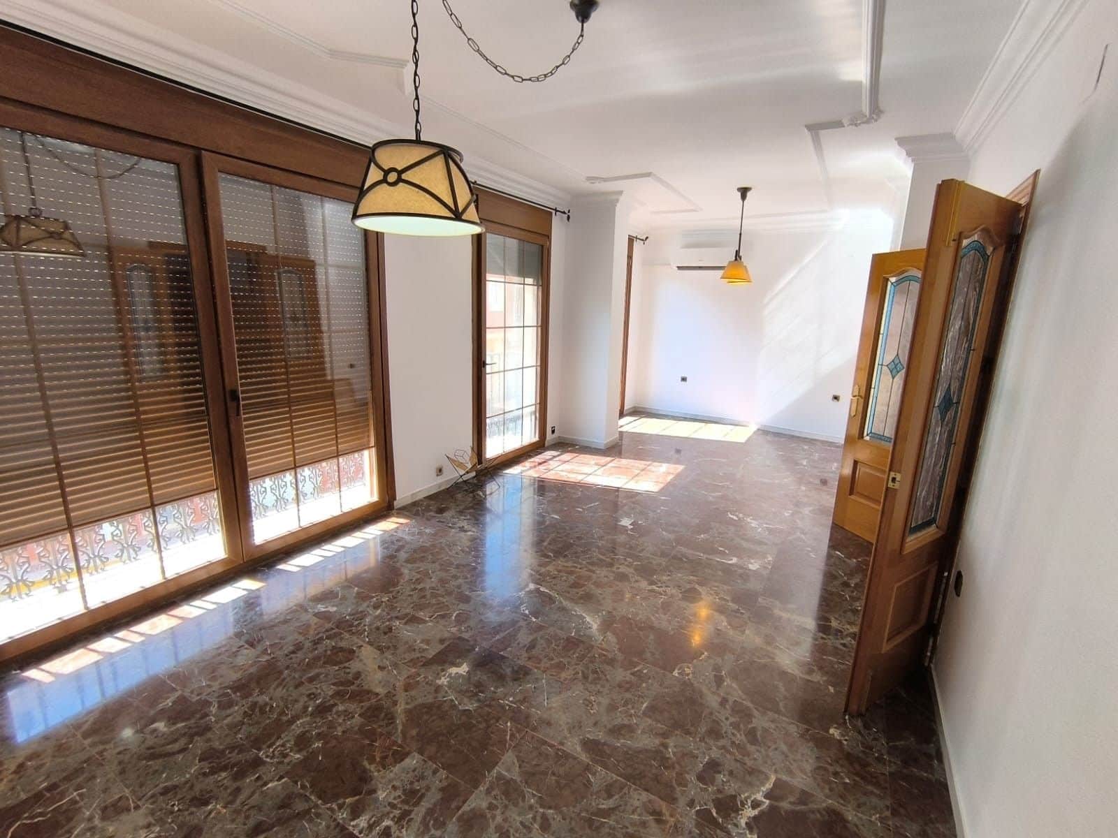 5 soverom Hus til salgs i Sax med garasje - € 249 000 (Ref: 9519247)