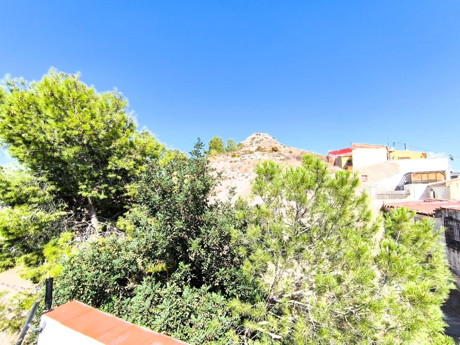 5 soverom Hus til salgs i Sax med garasje - € 249 000 (Ref: 9519247)