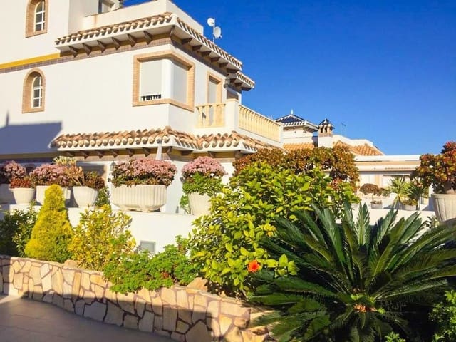 3 sypialnia Willa na sprzedaż w La Mata, Torrevieja - 420 000 € (Ref: 9520915)