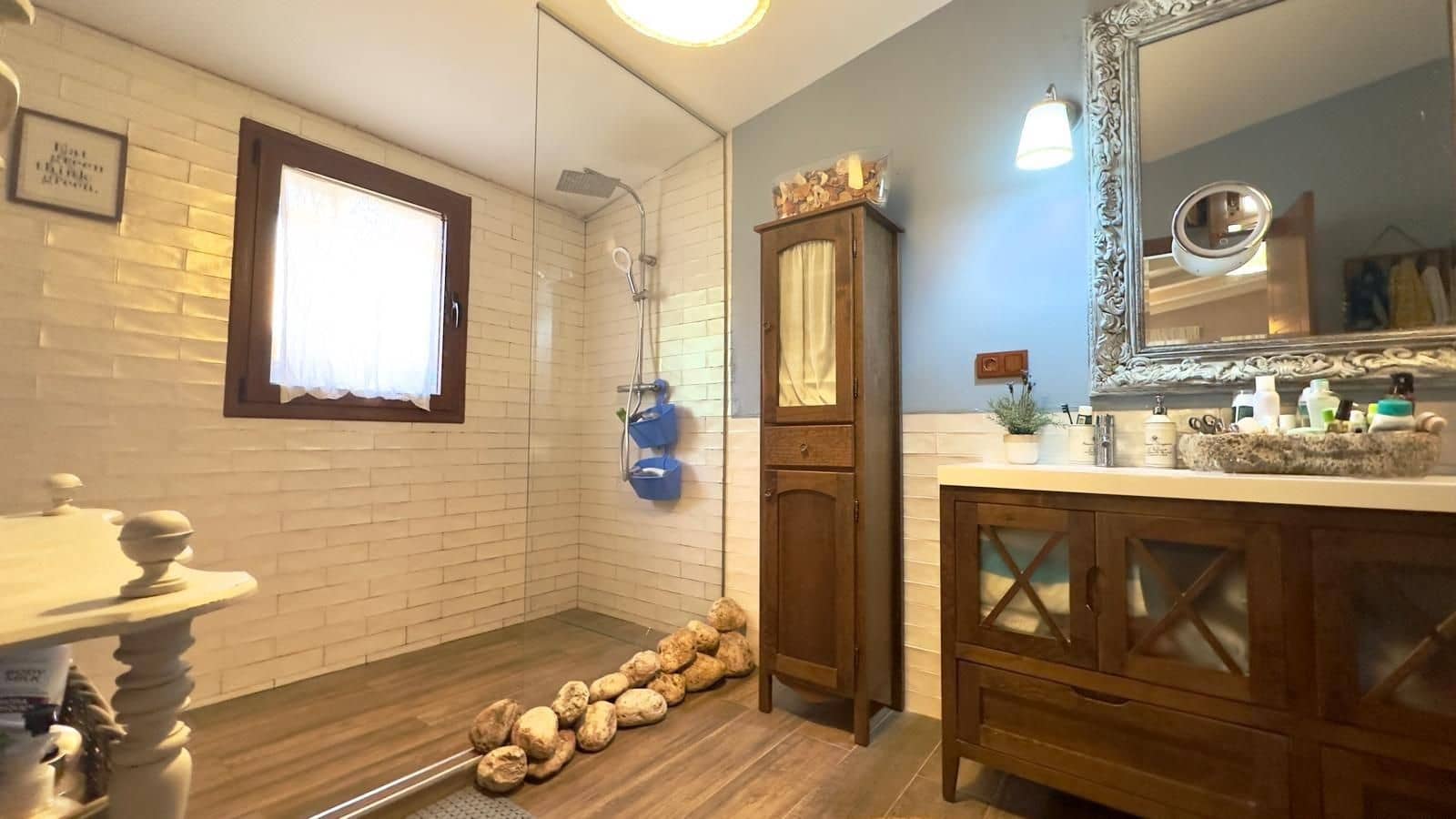 3 bedroom Villa for sale in Torrevieja - € 749,900 (Ref: 9520916)