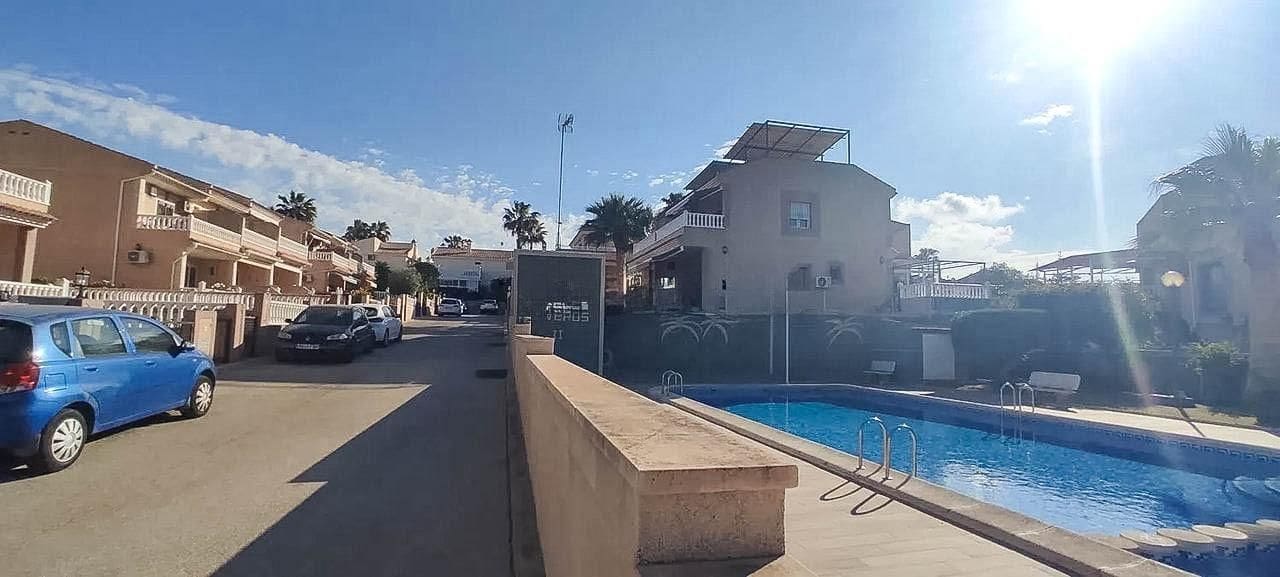 3 sypialnia Dom na sprzedaż w La Siesta z basenem - 259 000 € (Ref: 9520921)