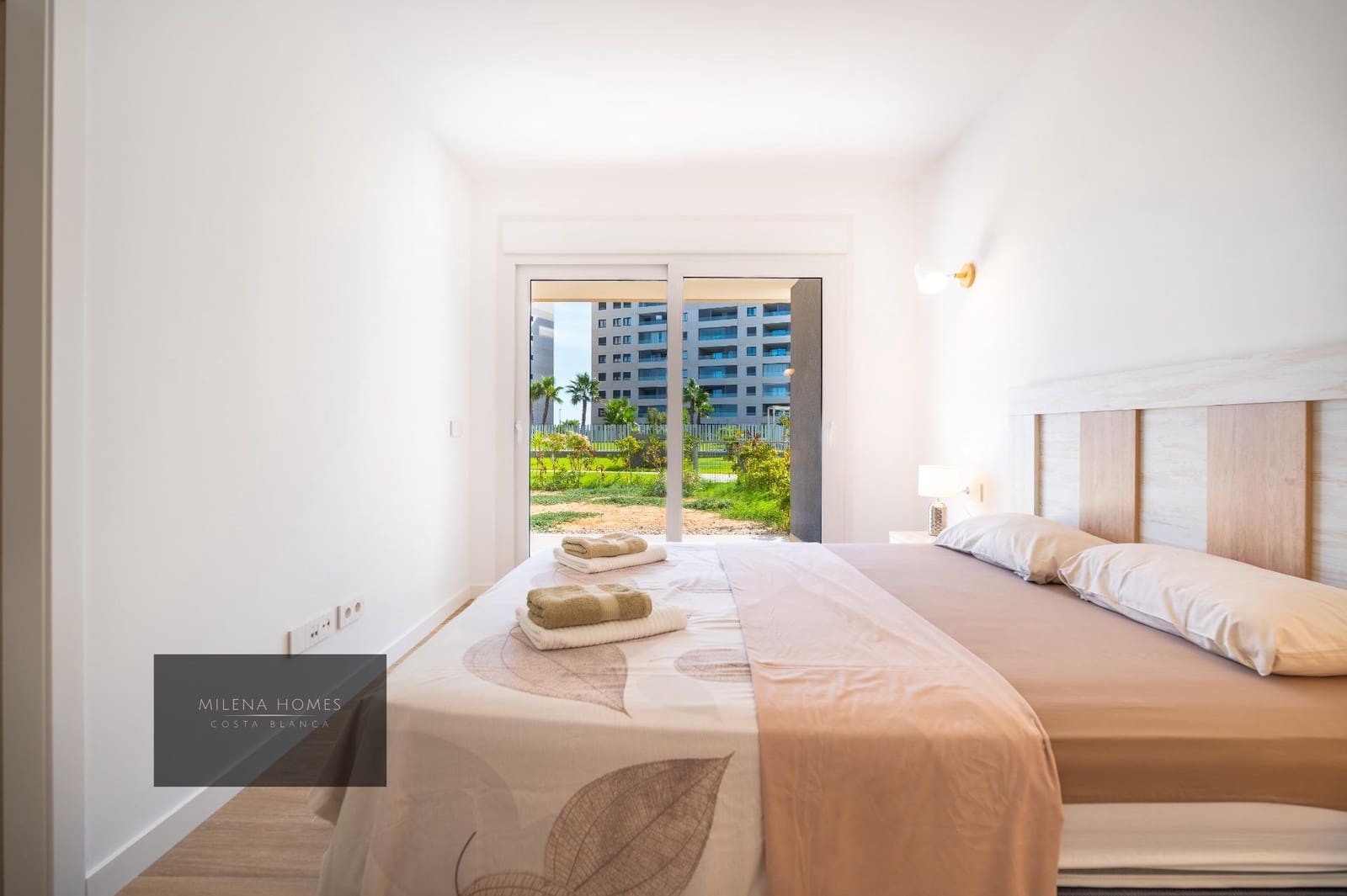 Apartamento de 2 habitaciones en Punta Prima en venta con piscina - 529.000 € (Ref: 9521400)