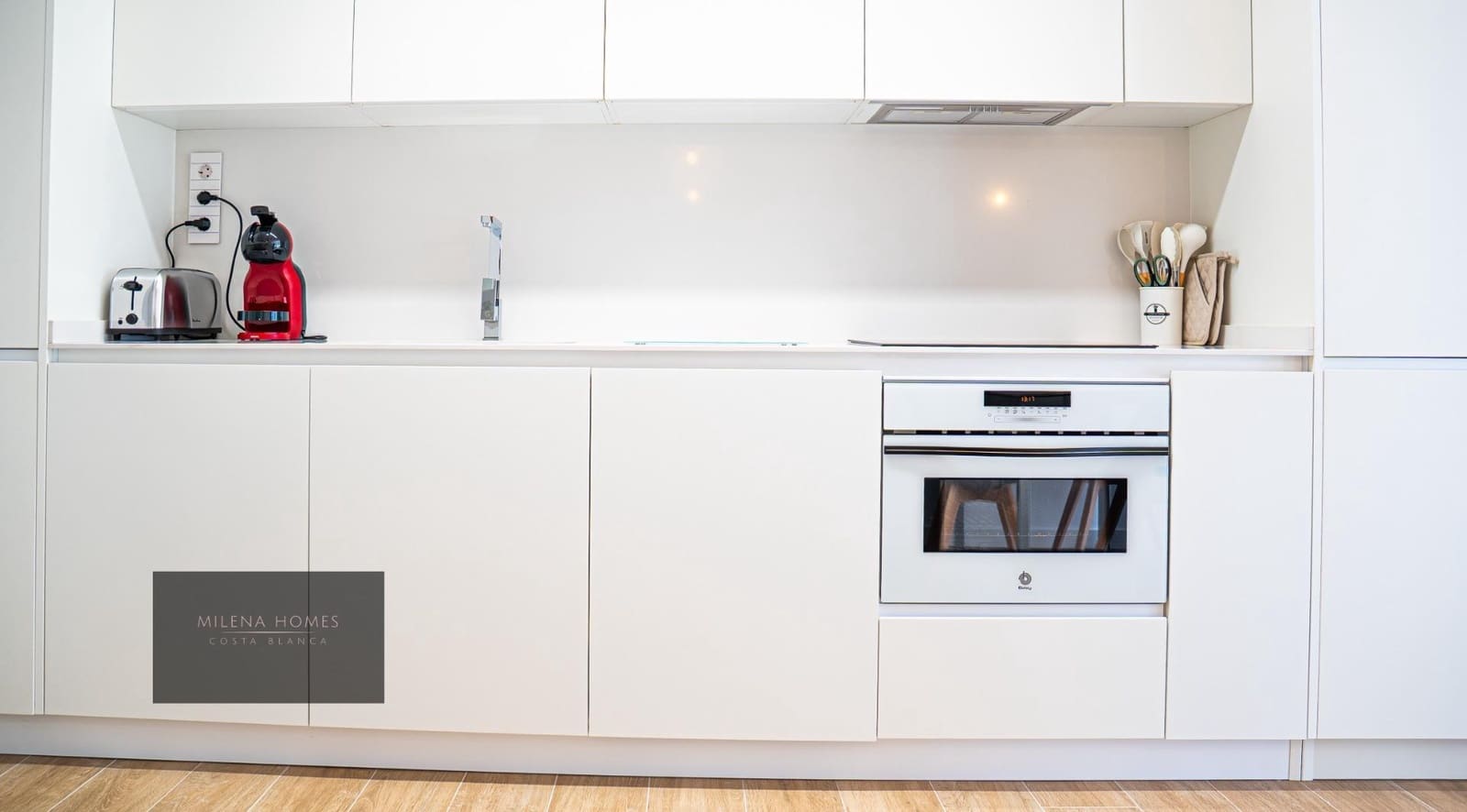 Apartamento de 2 habitaciones en Punta Prima en venta con piscina - 529.000 € (Ref: 9521400)