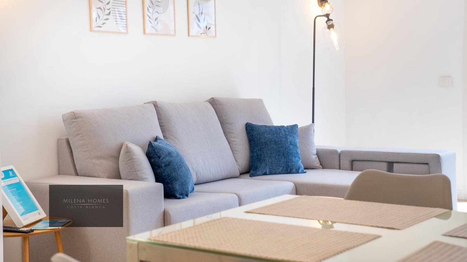 Apartamento de 2 habitaciones en Punta Prima en venta con piscina - 529.000 € (Ref: 9521400)