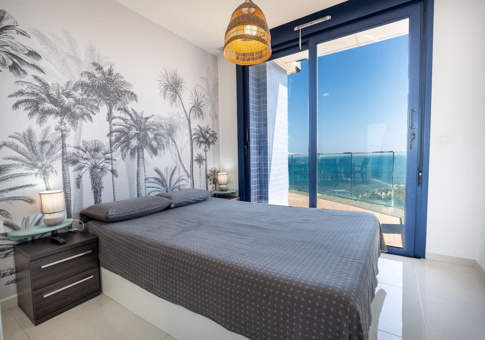 3 chambre Penthouse à vendre à Punta Prima avec piscine - 810 000 € (Ref: 9521402)