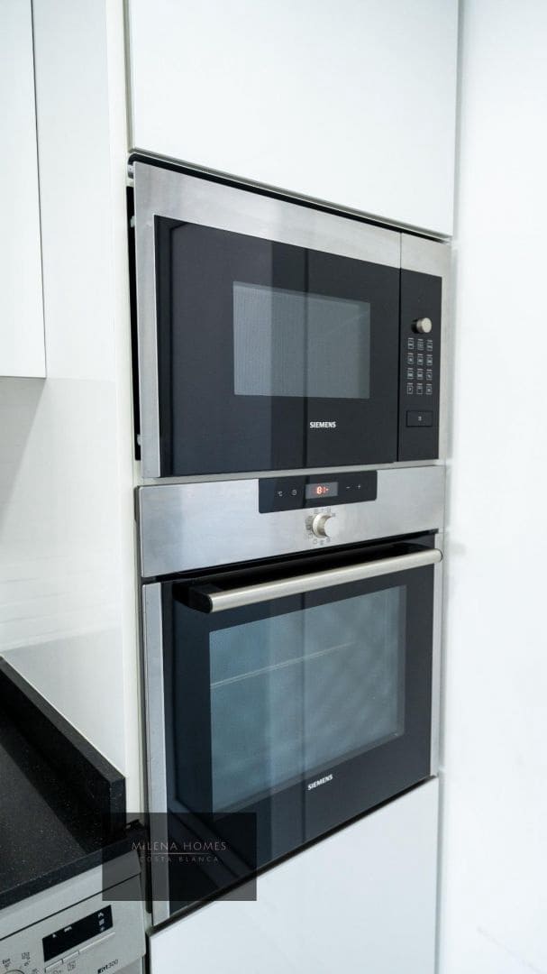 3 bedroom Penthouse for sale in Punta Prima with pool - € 810,000 (Ref: 9521402)