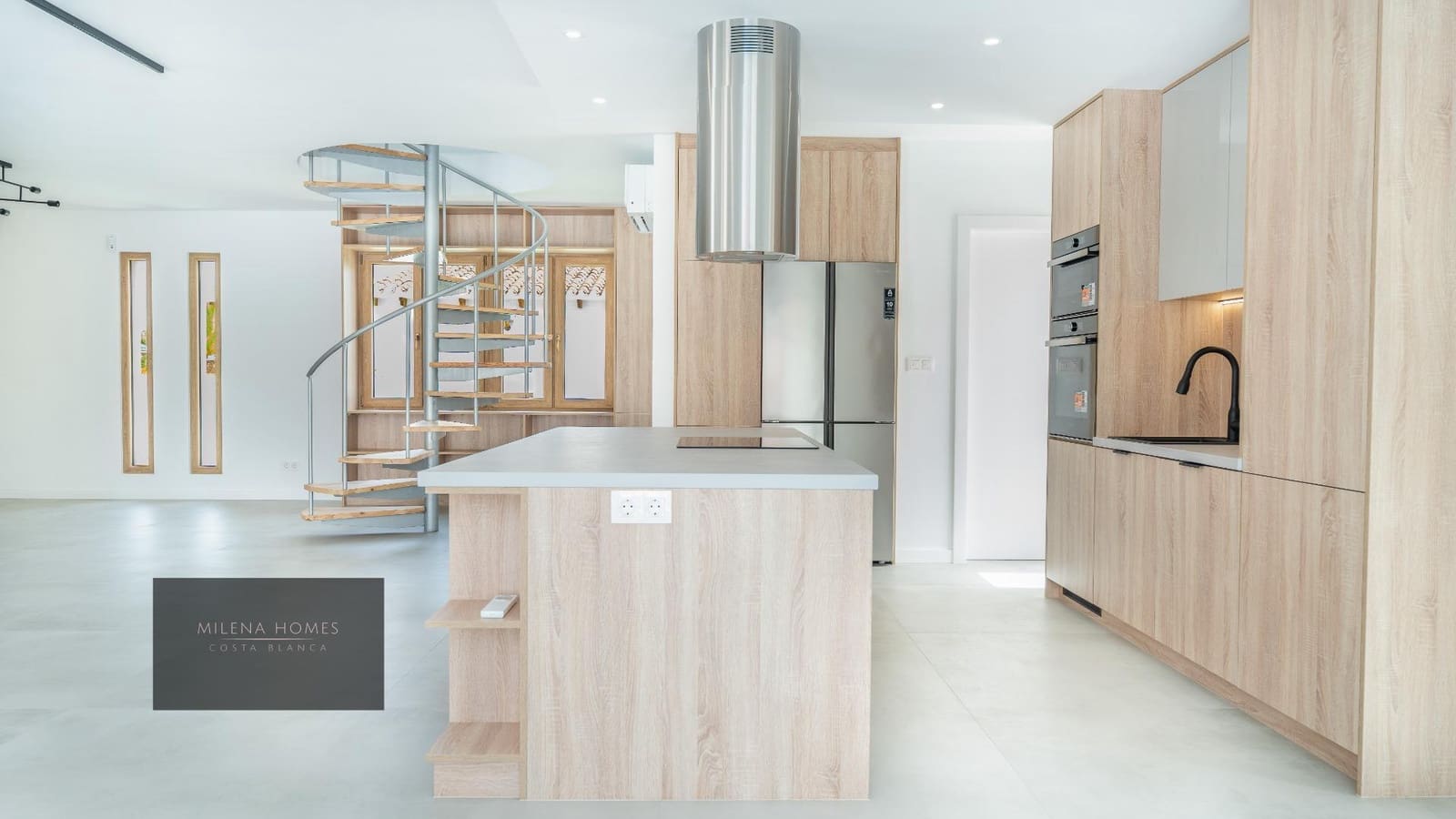 3 makuuhuone Huvila myytävänä paikassa Cabo Roig mukana uima-altaan - 1 400 000 € (Ref: 9521403)