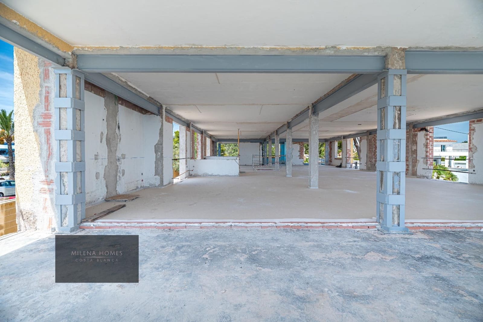 8 slaapkamer Villa te koop in Cabo Roig - € 2.400.000 (Ref: 9521404)