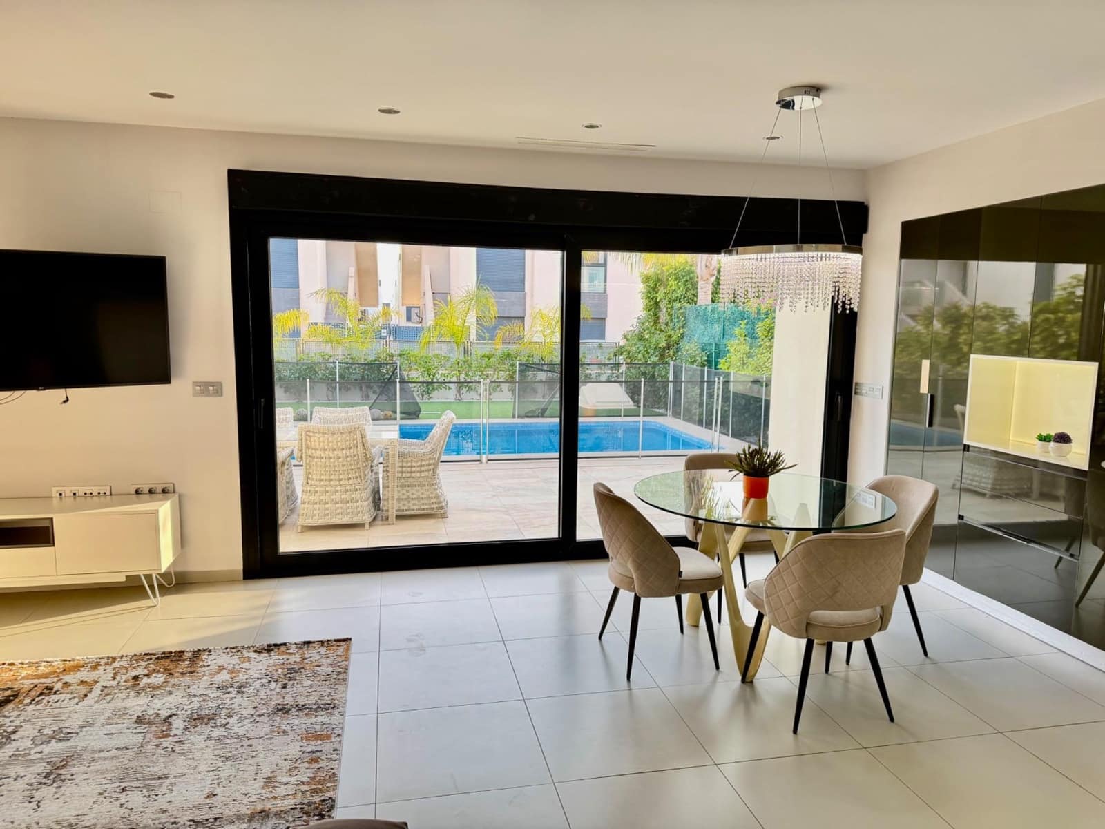 3 bedroom Villa for sale in Ciudad Quesada with garage - € 459,000 (Ref: 9524526)