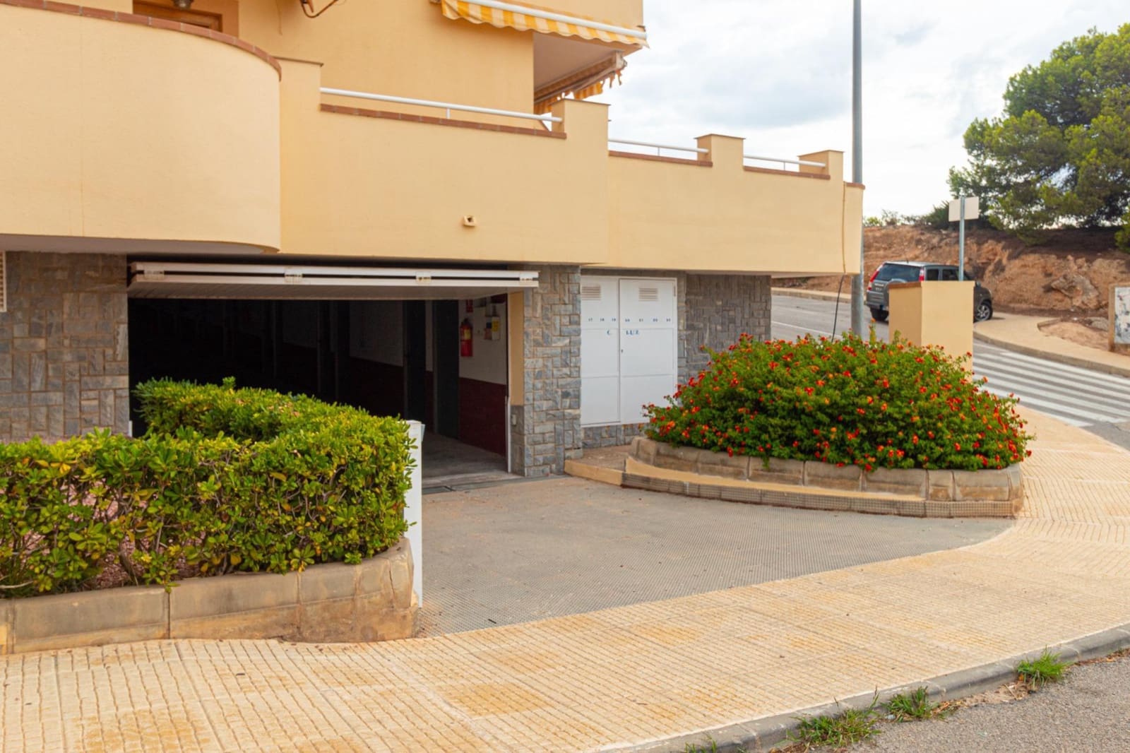 Garage for sale in Campoamor - € 8,950 (Ref: 9527918)