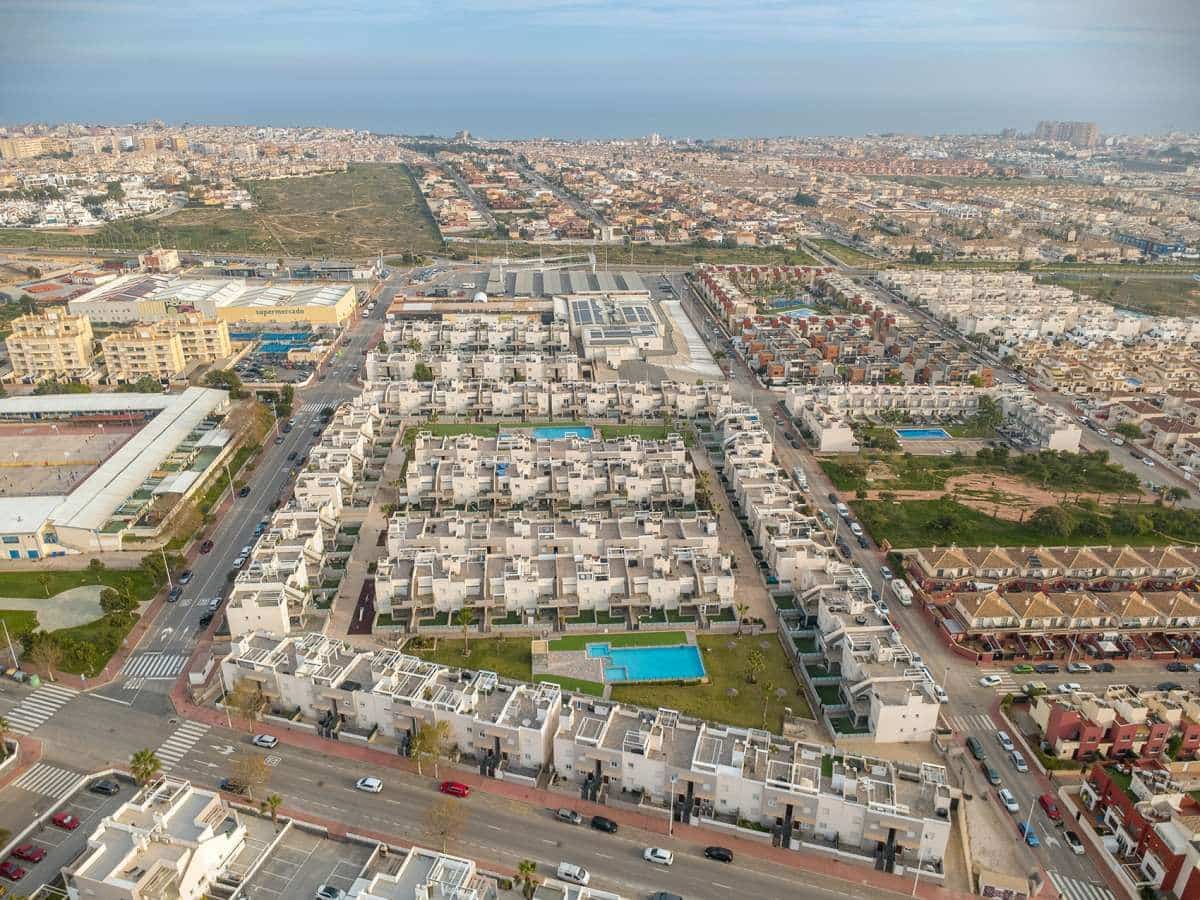 3 camera da letto Bungalow in vendita in Torrevieja - 269.000 € (Rif: 9530851)