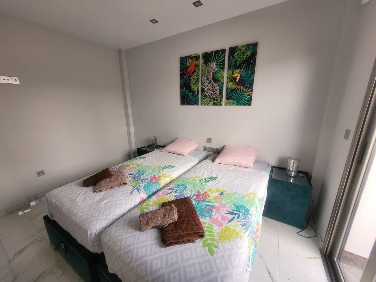 3 sypialnia Willa na sprzedaż w Orihuela Costa z basenem - 400 000 € (Ref: 9530862)