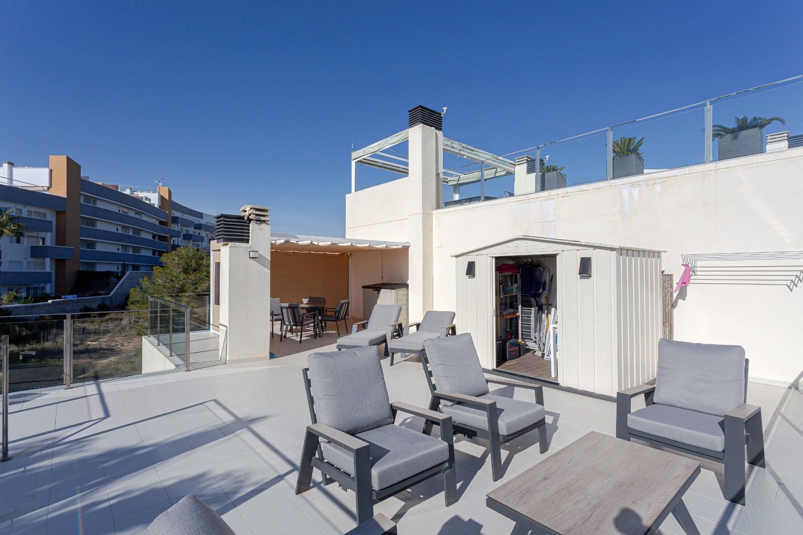 2 makuuhuone Huoneisto myytävänä paikassa Orihuela Costa - 268 000 € (Ref: 9533982)