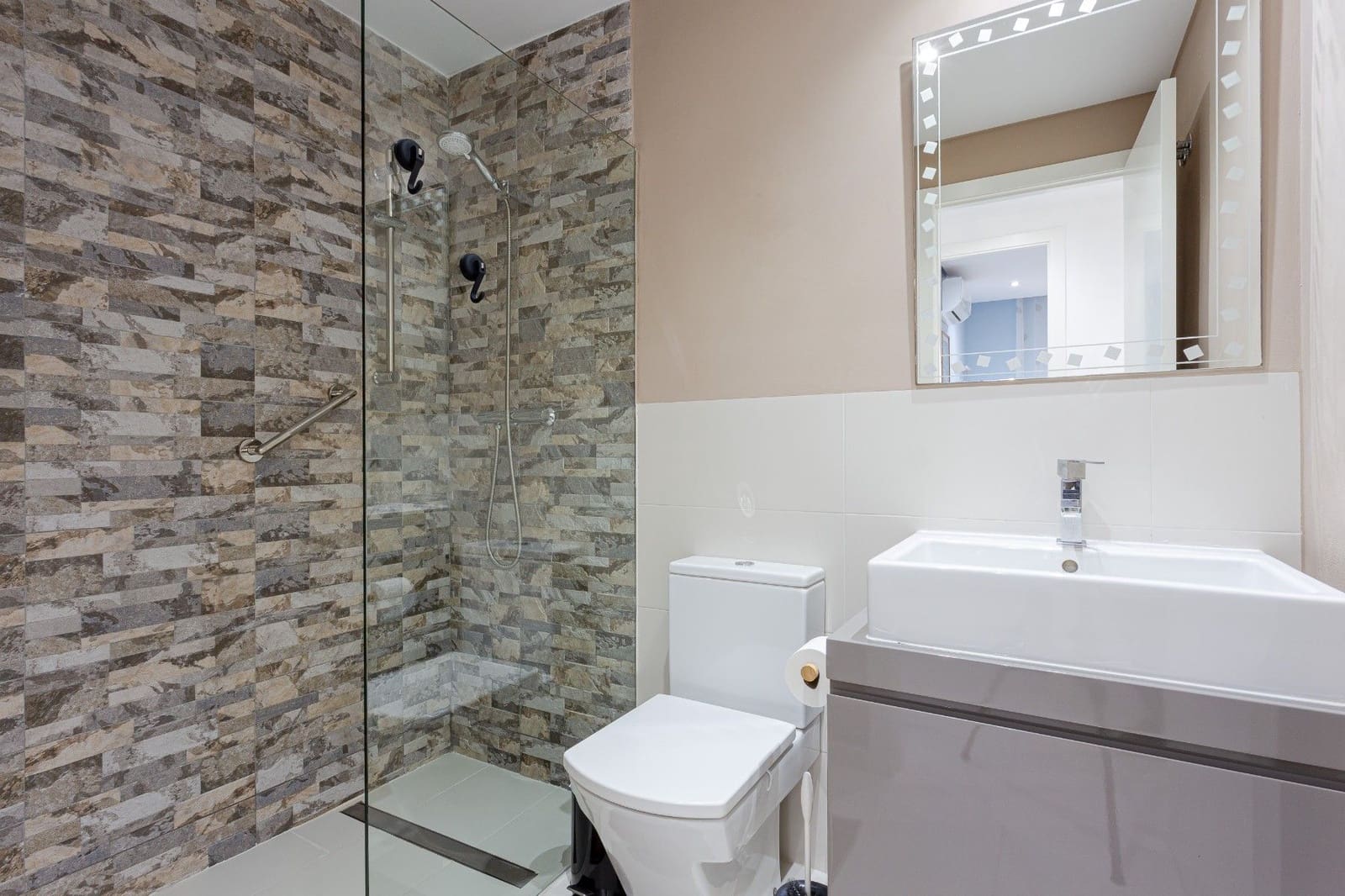 2 makuuhuone Huoneisto myytävänä paikassa Orihuela Costa - 268 000 € (Ref: 9533982)