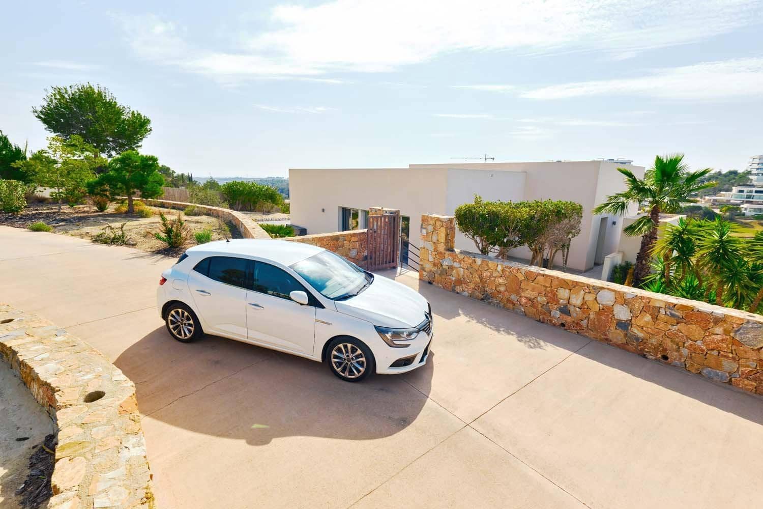 3 chambre Villa/Maison à vendre à Las Colinas Golf avec piscine - 1 495 000 € (Ref: 9536817)