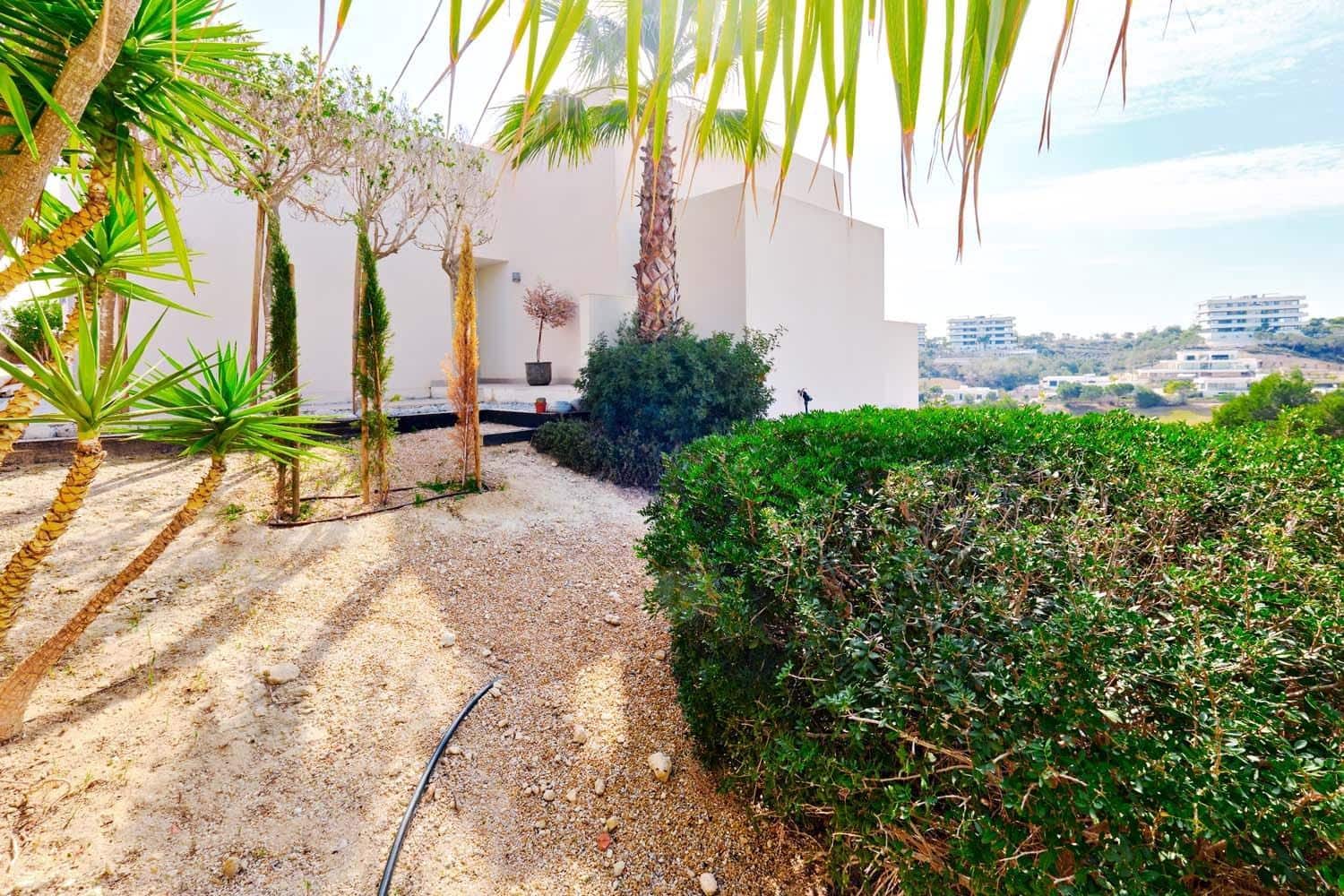 3 chambre Villa/Maison à vendre à Las Colinas Golf avec piscine - 1 495 000 € (Ref: 9536817)