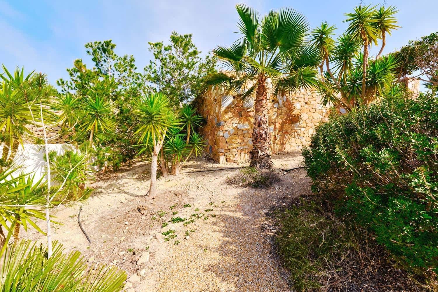 3 chambre Villa/Maison à vendre à Las Colinas Golf avec piscine - 1 495 000 € (Ref: 9536817)