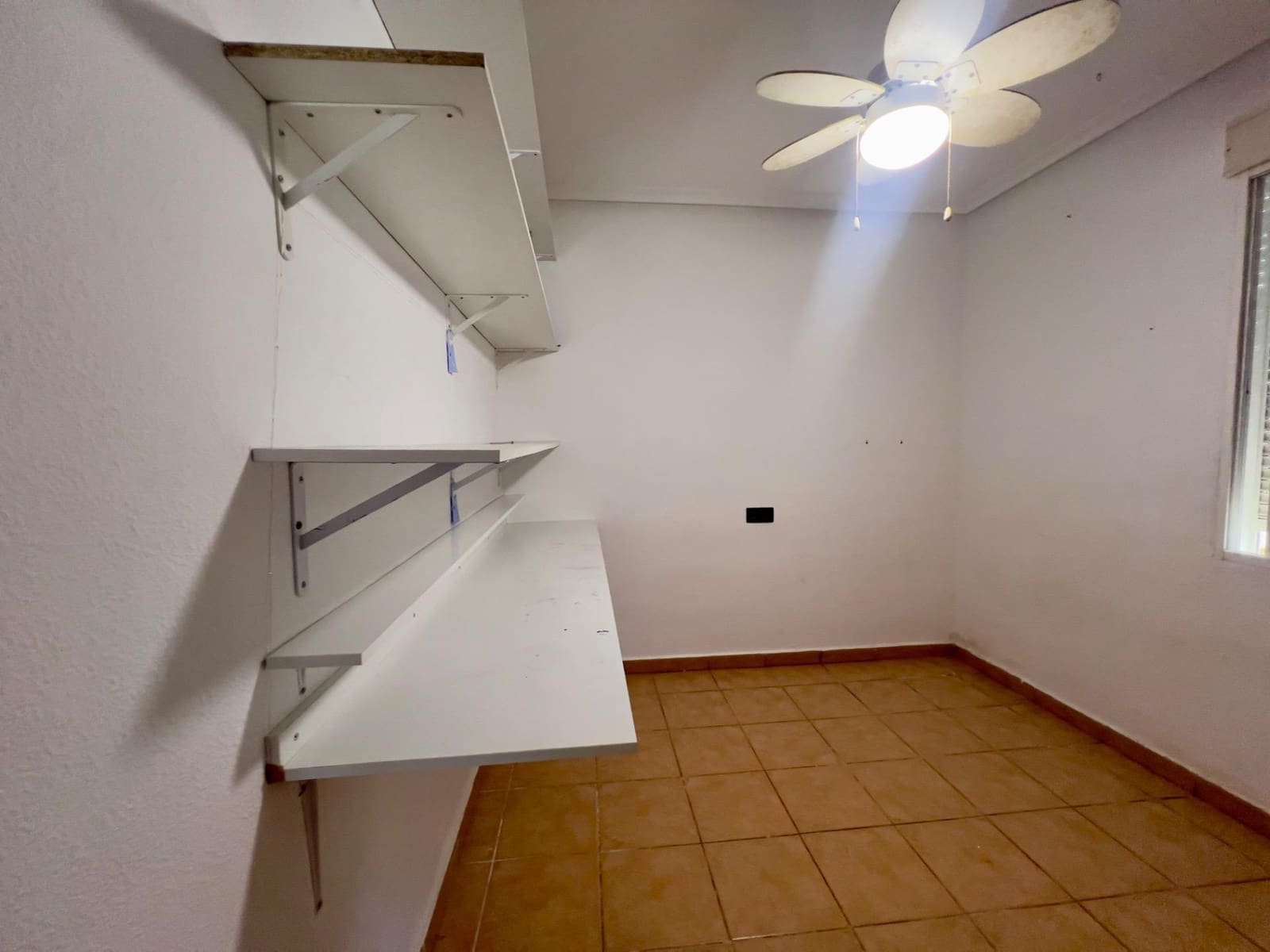 Bungalow de 4 habitaciones en Torrevieja en venta con piscina - 195.000 € (Ref: 9536821)