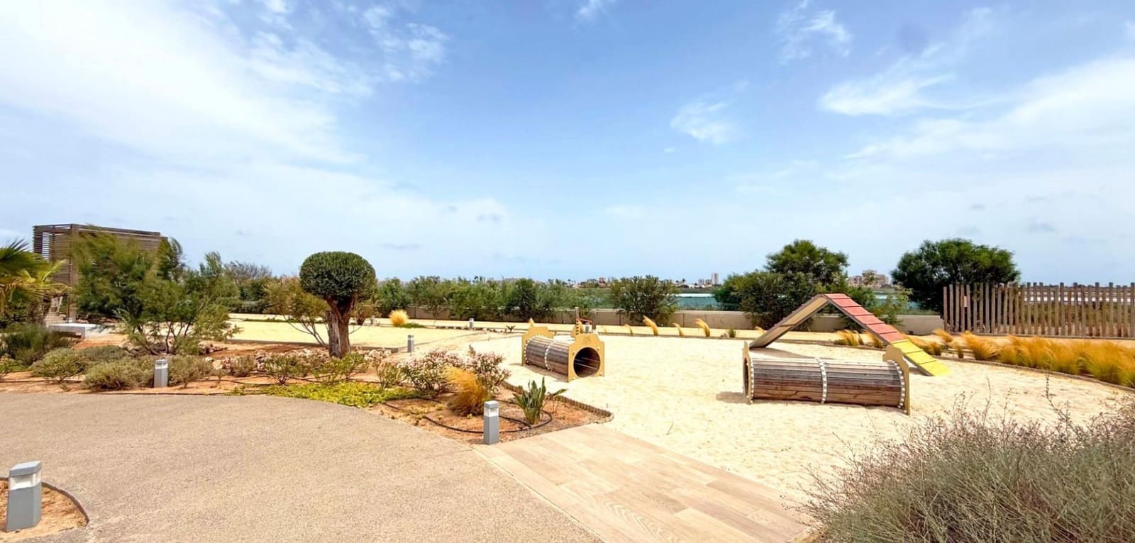 Apartamento de 3 habitaciones en Playa Paraiso en venta con piscina garaje - 399.500 € (Ref: 9541668)