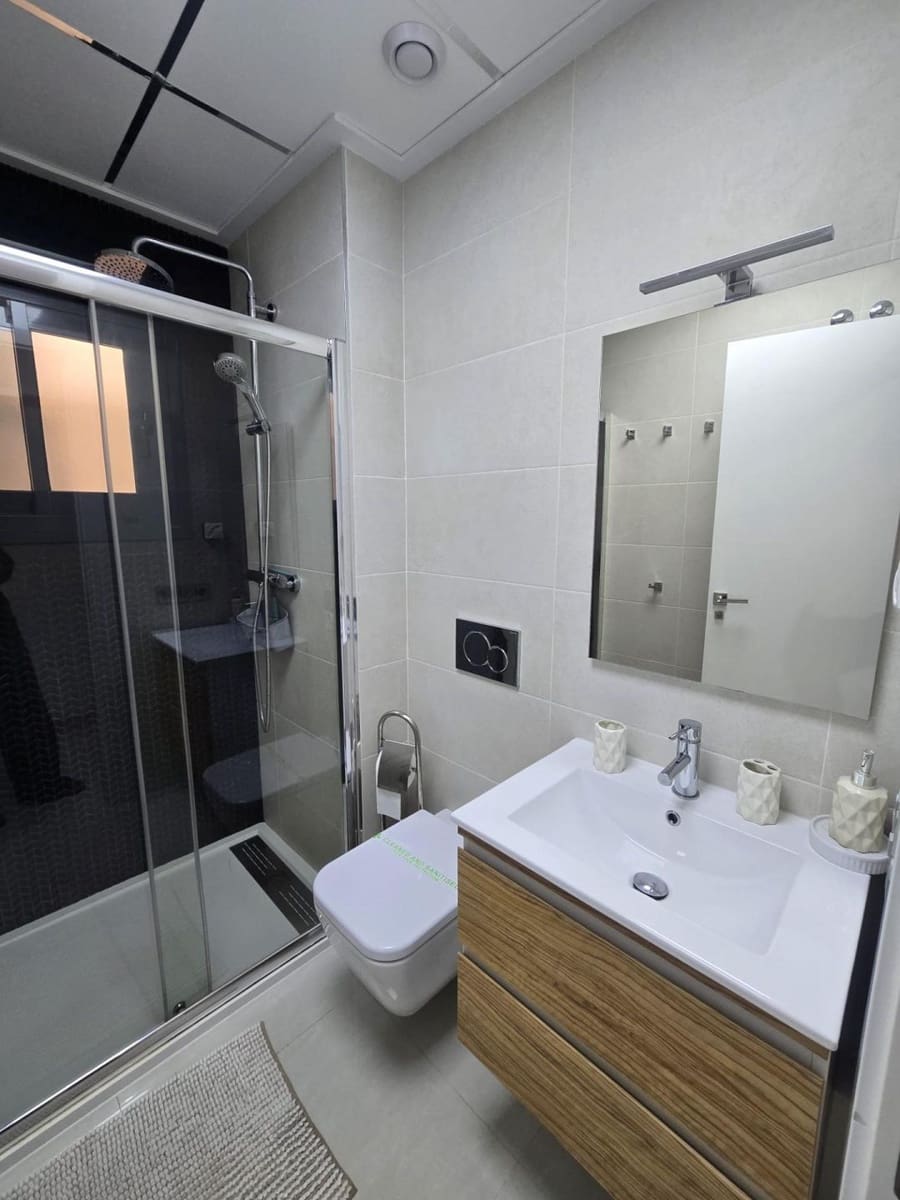 2 soveværelse Lejlighed til salg i Torrevieja - € 199.900 (Ref: 9541669)